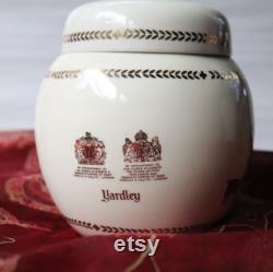 Yardley talcum powder bowl, English Lavender dusting powder jar, dressing table décor, nostalgia ware, collectable