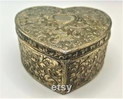 c.1980s Heart Shaped Trinket Box. Silver Plated Jewellery Box. Gift for Her. Red Lining. Victorian Style