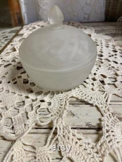 drftbx13 Vintage Frosted Crystal Mid Century Powder Box Dresser Jar With Lid