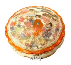 vintage '40s Japanese Geisha lidded boudoir powder pot